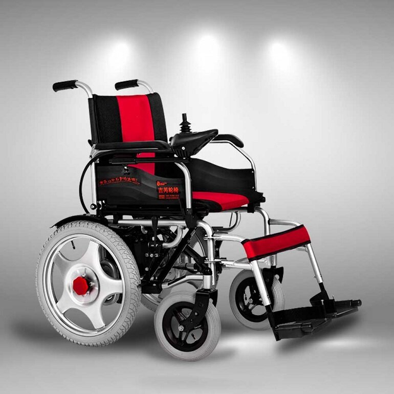 xe lăn điện cho người khuyết tật