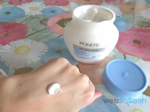 Kem dưỡng da Pond’s Dry Skin Cream