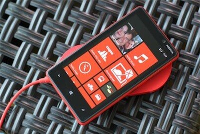 Lumia 820.