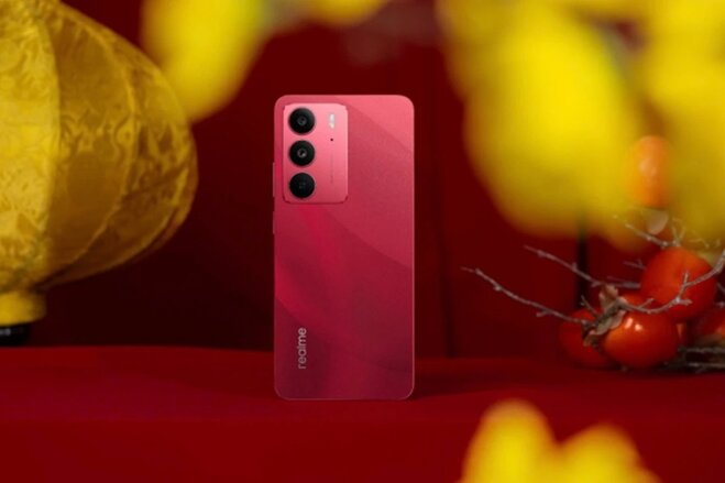 Realme C75 màu đỏ ruby cực bắt mắt cho Tết thêm may mắn