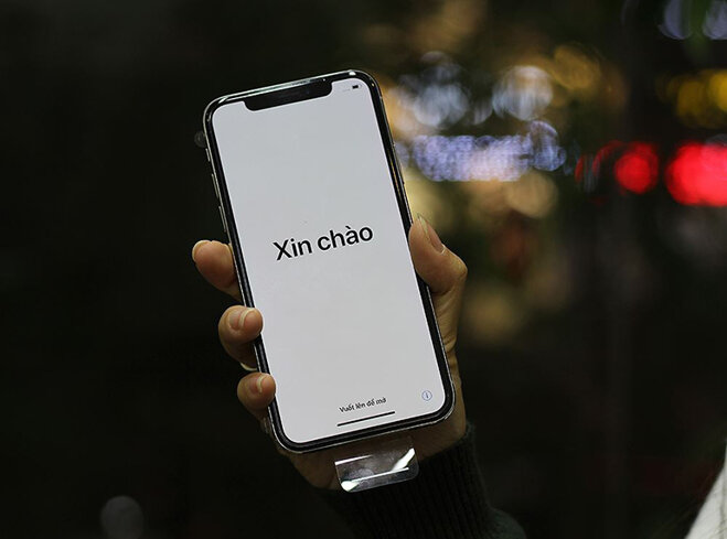 Nhiều người dùng hiện nay vẫn chưa phân biệt được đâu là iPhone chính hãng và đâu là iPhone quốc tế nhập khẩu (Nguồn: baomoi.vn)