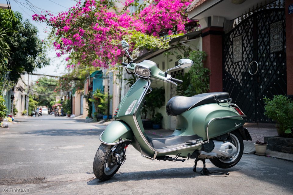 Xe Vespa màu Green Musk hợp với người mệnh Hỏa