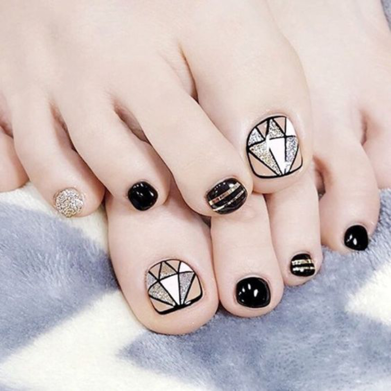 MẪU NAIL CHÂN ĐẸP CHO CÁC NÀNG THƠ  Những mẫu nail chân đẹp có một số thay  đổi vì xu hướng làm đẹp mỗi năm mỗi khác Bạn nên lựa chọn