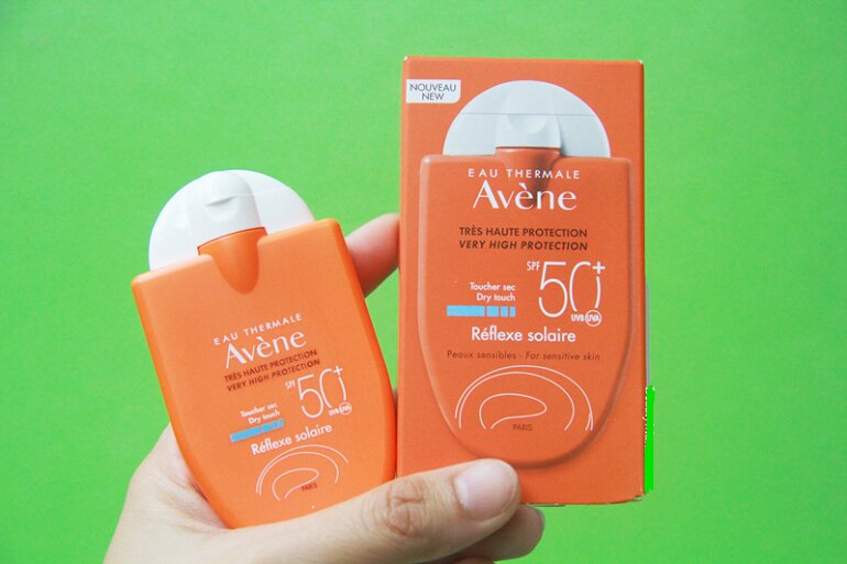 Kem chống nắng Avène Reflexe Solaire 50+