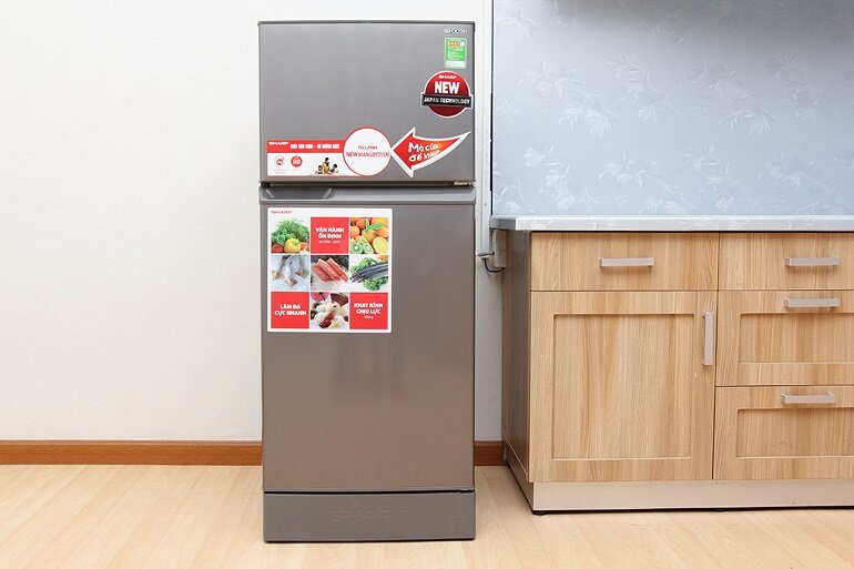 Tủ lạnh Sharp được nhập khẩu về Việt Nam từ Thái Lan hoặc Nhật Bản