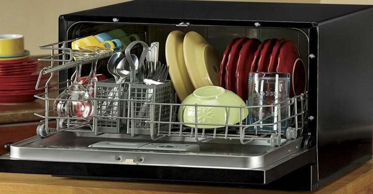 Gia đình có 2 thành viên nên chọn mua máy rửa bát mini để bàn Máy rửa bát
