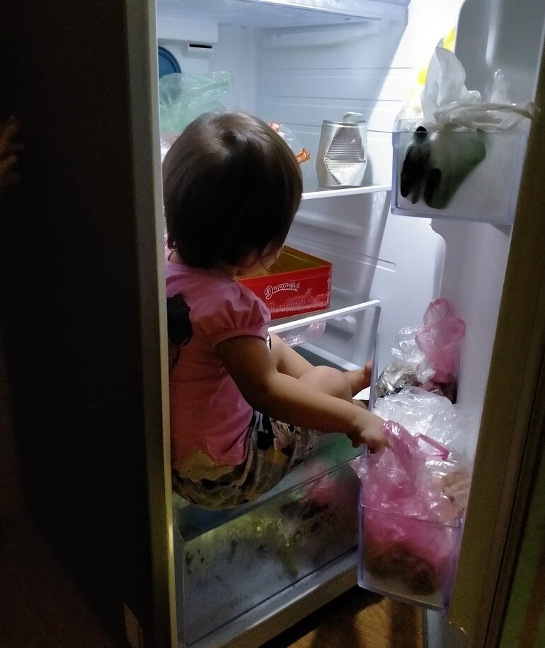 Khoá tủ lạnh chống trộm