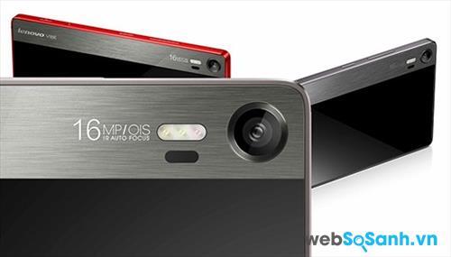 Điện thoại Lenovo Vibe Shot sở hữu camera chính 16 Mp cảm biến BSI, và đèn flash 3 bóng