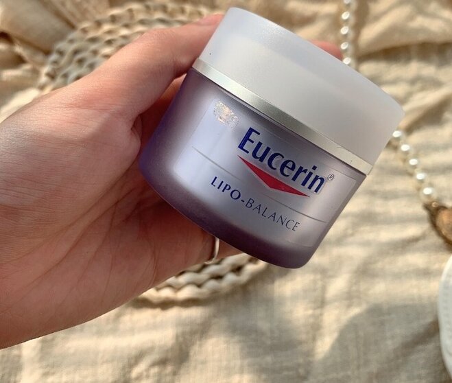 kem dưỡng ẩm Eucerin