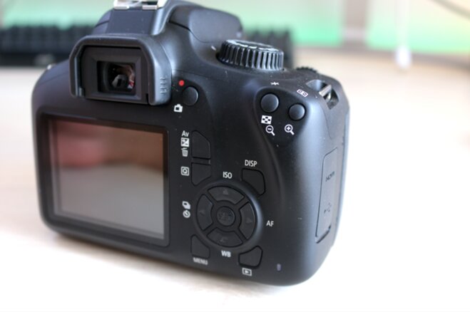 canon eos 3000d