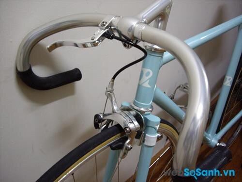 Nên trang bị cho chiếc xe đạp fixed gear một hệ thống phanh an toàn