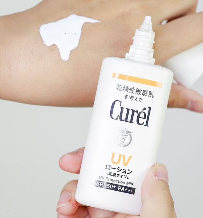 Kem chống nắng Curel UV Protection Milk SPF 50+ PA+++