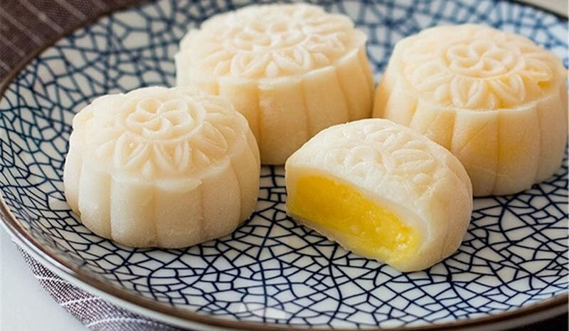 How to make soft moon cake with green bean filling