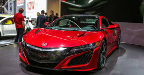 Nhà giàu Singapore "nghiến răng" mua siêu xe Honda NSX