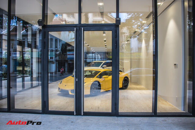 Khám phá showroom Lamborghini và Bentley chính hãng chuẩn bị khai trương tại Sài Gòn - Ảnh 6.