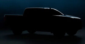 Mazda BT-50 thế hệ mới lại nhá hàng, chuẩn bị cho lễ ra mắt ngày mai