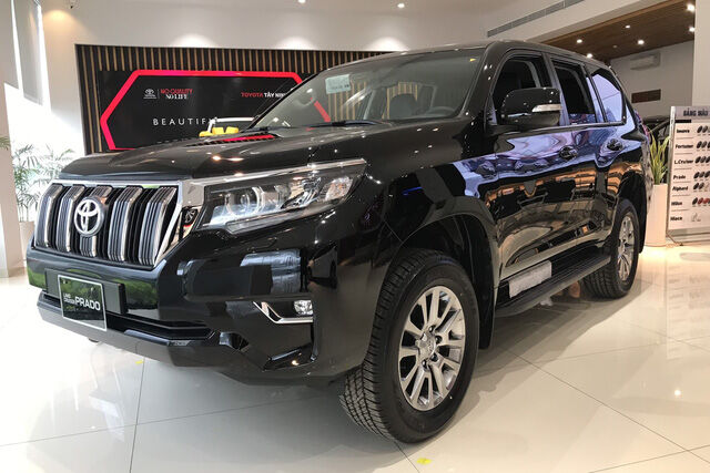 Land Cruiser Prado 2020 mở bán tại Việt Nam: Thêm tiện nghi, tăng giá gần 40 triệu đồng, cạnh tranh Ford Explorer - Ảnh 2.