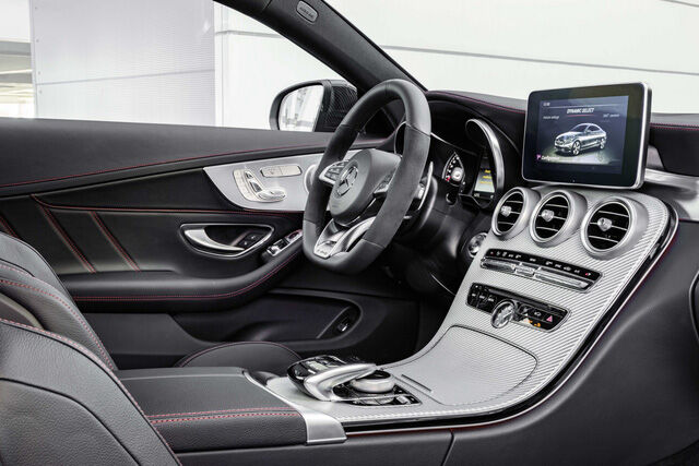 Theo hãng Mercedes-Benz, Mercedes-AMG C43 Coupe có 5 chế độ lái khác nhau là Comfort, Eco, Sport, Sport+ và Individual. 