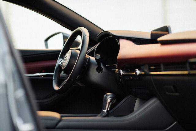 Ra mắt Mazda3 2020: Bổ sung nhiều tính năng nhưng có thể không phải bản sắp trình làng Việt Nam - Ảnh 2.
