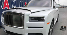 NÓNG: Siêu phẩm SUV Rolls-Royce Cullinan đầu tiên cập bến Việt Nam