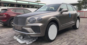 Lại thêm siêu phẩm Bentley Bentayga First Edition 2021 về Việt Nam: Màu sơn là chi tiết đáng chú ý