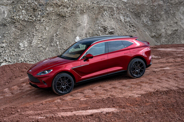 Aston Martin DBX 2020 - Đối thủ mới của Lamborghini Urus, Bentley Bentayga chính thức ra mắt - Ảnh 1.