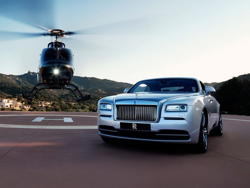 Rolls Royce Ghost Và Rolls Royce Wraith  Cặp Bài Trùng Phân Khúc Xe Siêu  Sang
