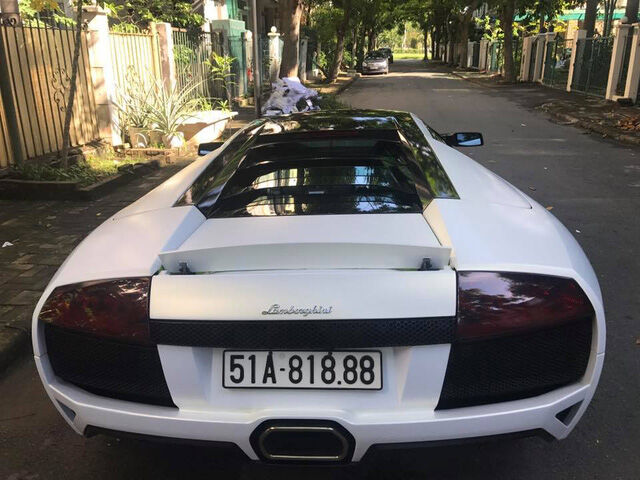 Lamborghini Murcielago LP640 màu xanh cốm độc nhất Việt Nam thay áo mới - Ảnh 3.