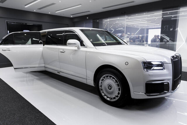 Aurus - Thương hiệu chế tạo limousine cho tổng thống Nga ra mắt trời Âu, Rolls-Royce hay Bentley cũng phải dè chừng - Ảnh 1.
