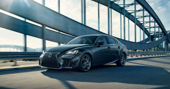 Lexus IS F-Sport 2020 phiên bản Blackline ra mắt, giới hạn 900 chiếc với giá từ 1,1 tỷ VNĐ