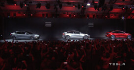 Tesla Model 3 "thắng lớn" với 115.000 người đặt hàng trong 24 giờ