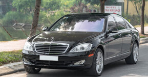 Cảm nhận nhanh Mercedes-Benz S550 13 năm tuổi giá Toyota Vios: Động cơ V8 ngọt ngào khoả lấp khoang nội thất xuống cấp