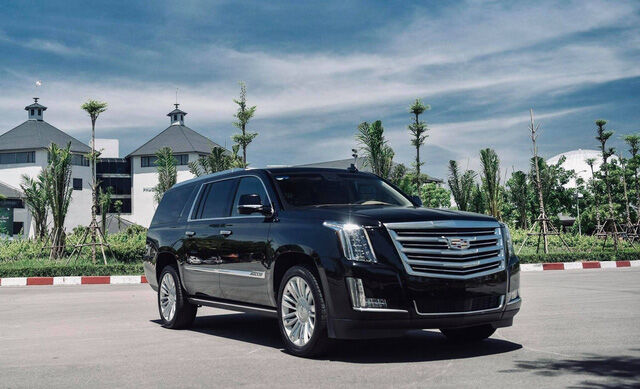 Cadillac Escalade ESV Platinum 30.000 km rao bán với giá hơn 6 tỷ đồng - Ảnh 9.