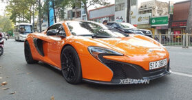 Sài Gòn: McLaren 650S Spider màu cam nổi bật "thả dáng" trên phố