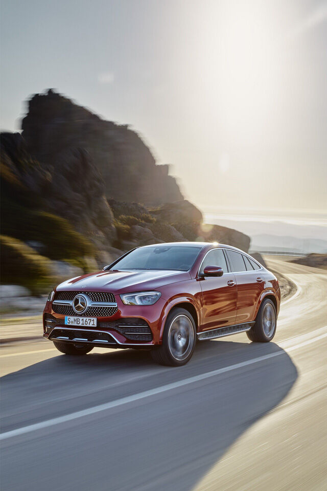 Mercedes-Benz GLE Coupe 2020 trình diện, gây sức ép lên BMW X6 - Ảnh 1.