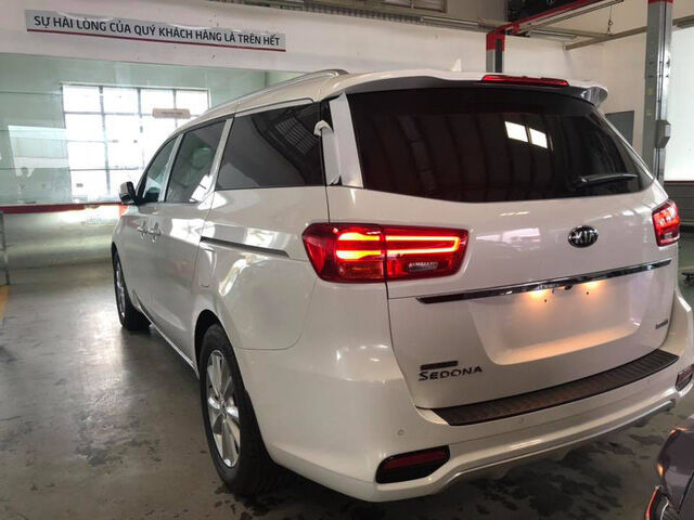 Kia Sedona facelift bất ngờ xuất hiện tại Việt Nam với những công nghệ mới - Ảnh 7.