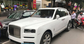 Bắt gặp Rolls-Royce Cullinan chính hãng đầu tiên tại Việt Nam