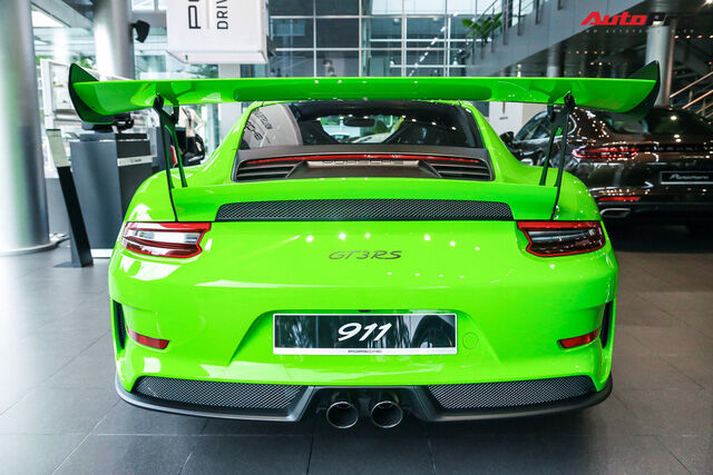 Cận cảnh hàng khủng Porsche 911 GT3 RS màu xanh lá độc nhất Việt Nam, sở hữu một trang bị đắt hơn cả Mitsubishi Xpander - Ảnh 5.