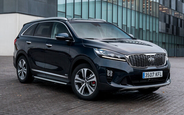 Kia Sorento 2020 ‘phiên bản Việt’ sắp ra mắt, phả hơi nóng lên Hyundai Santa Fe - Ảnh 1.