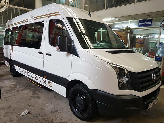 Volkswagen Crafter - limousine chuyên cơ bị ghẻ lạnh tại Việt Nam - Ảnh 3.