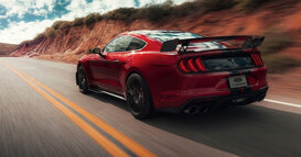 Ford Mustang Shelby GT500 2020 - Cán một phần tư dặm trong 10.7 giây
