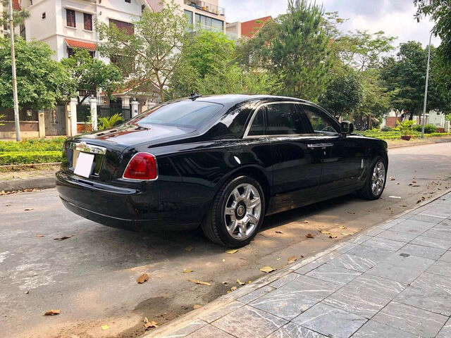 Rolls-Royce Ghost đi 57.000 km chào bán ngang giá Mercedes-Maybach S 560 4Matic mới - Ảnh 6.