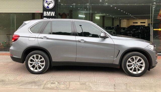 Sau 4 năm, chủ xe BMW X5 lỗ khoản tiền ngang mua Bim 3 đã ra biển trắng - Ảnh 2.