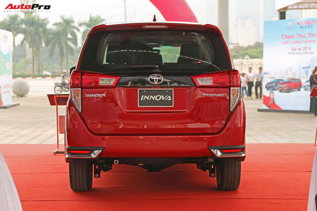 Toyota Innova vừa mới về Việt Nam bị cắt nhiều trang bị - Ảnh 4.