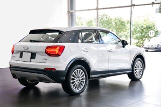 Audi Q2 model 2018, màu trắng nội thất đen