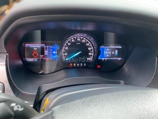 FORD RANGER WILDTRAK nhập THÁI LAN lướt 8.500 km