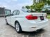 BMW320i 2015 trắng nội thất kem giá siêu nét