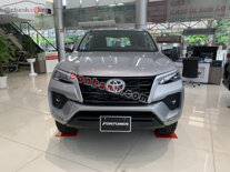 Xe Toyota Fortuner 2.4G 4x2 MT 2022 - 980 Triệu