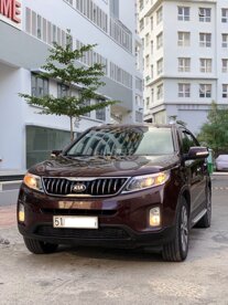 Chính chủ cần bán Kia Sorento AT Model 2018