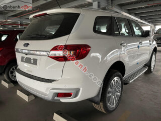 Xe Ford Everest Titanium 2.0L 4x2 AT 2022 - 1 Tỷ 200 Triệu